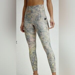 NWT- Fabletics PureLuxe High-Waisted Pocket 7/8 Leggings - MOONROCK (24”) New!!